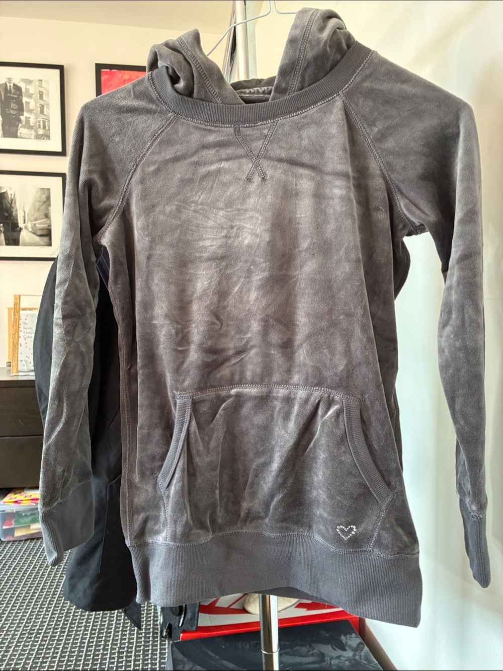 Vintage - GapKids Hooded Velour Pullover Sweatshirt with Pouch Pocket